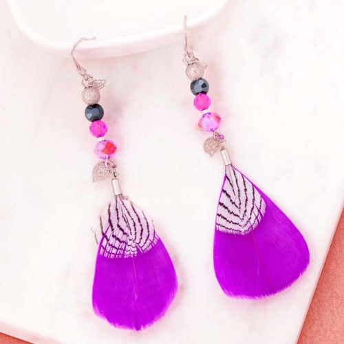 Boucles d'oreilles ZEBRASKA Purple Silver Pendantes à pendentif Plume ethnique amérindien Argenté et Violet Rhodium Cristal