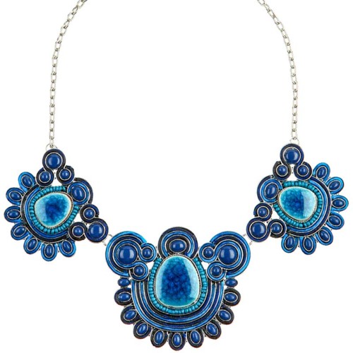 Collier MURIATIS Blue Silver Plastron pavé Baroque ou médiéval Argenté et Bleu Rhodium Cristal et Résines et Pates de verre