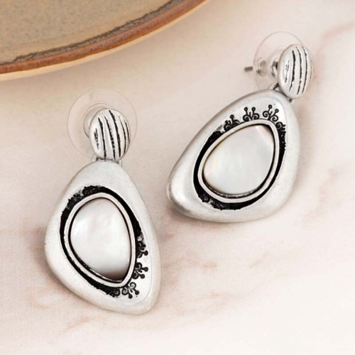 Boucles d'oreilles SHELL ROCKS Silver Pendantes courtes Ethnique Argenté Laiton argenté Nacre naturelle