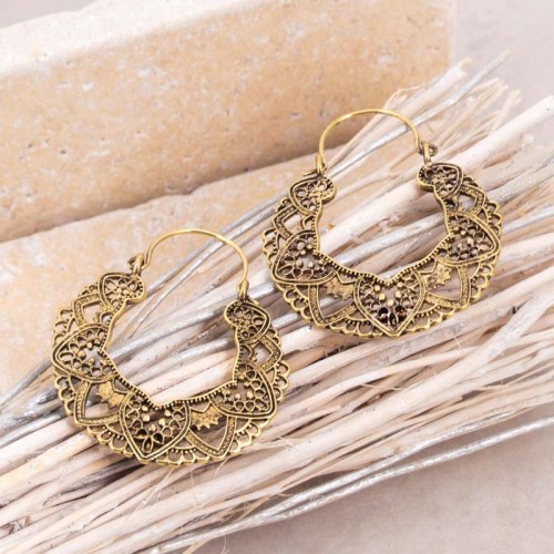 Boucles d'oreilles RAJANE Black Gold Créoles disques ajourées Floral Doré et Noir Laiton doré à l'or fin