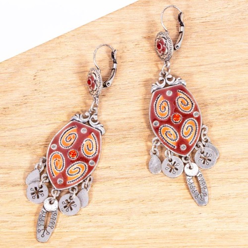 Boucles d'oreilles SCAROSA Red Silver Pendantes pavées Contemporain Argenté et Rouge Laiton argenté Cristal et émaux