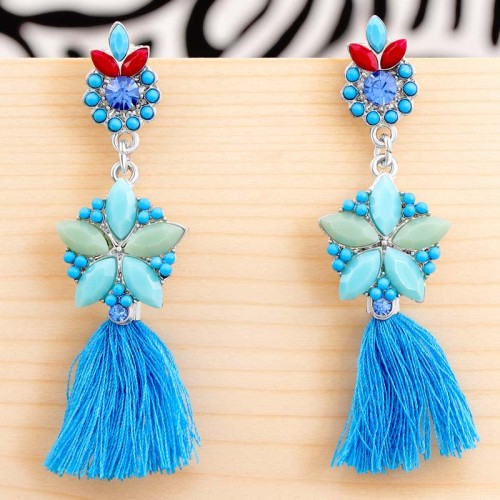 Boucles d'oreilles STORIA DE MAR Blue Silver Pendantes pavées à pendentif Fleur Argenté et Bleu Rhodium Cristal et Pompons