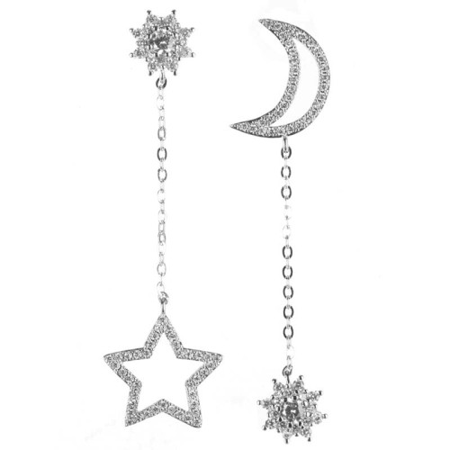 Boucles d'oreilles MOON & STAR White Silver Pendantes asymétriques pavées étoile et lune Argenté et Blanc Rhodium Cristal