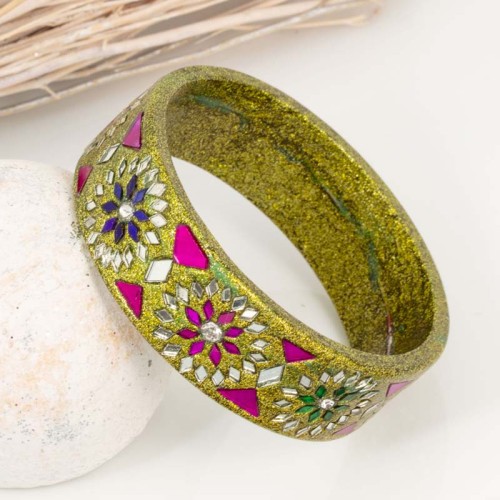 Bracelet BARATI Color Green Manchette rigide Bollywood Multicolore et Vert Résine Cristaux sertis et Miroirs sertis