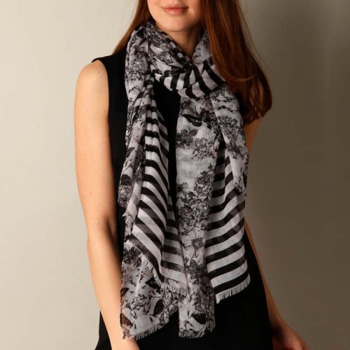 Foulard OREFLOR Black & White étole imprimée floral Blanc et Noir Viscose Imprimé sur l'ensemble